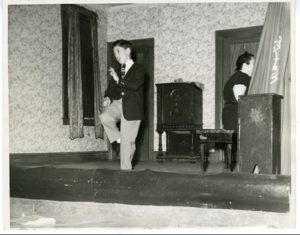 Elliott Gould performing at Luxor Manor, mid-40s. Photo courtesy of Elliott Gould